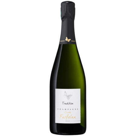 Bouteille de champagne, étiquette "Tradition", motif papillon, capsule sombre avec papillon doré.