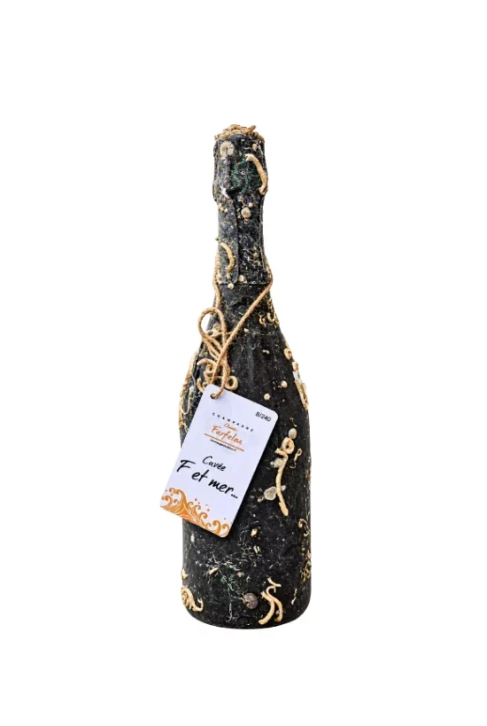 Bouteille F et mer